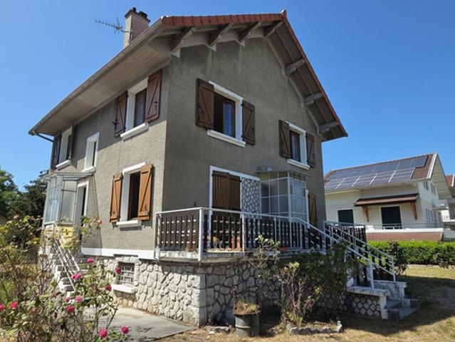 Maison à vendre 6 pièces AIX LES BAINS 73 garage Terrain 1000 M²