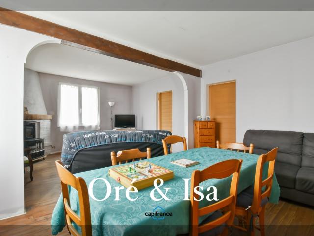 Maison à vendre 6 pièces + garage 200 m² + jardin PREVERANGE. 138m² Préveranges