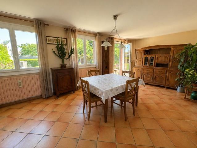 Maison à vendre 6 pièces JONAGE 69