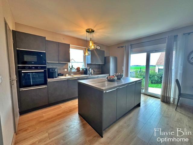 Maison contemporaine 6 pièces NEAUPHLETTE 78 proche gare