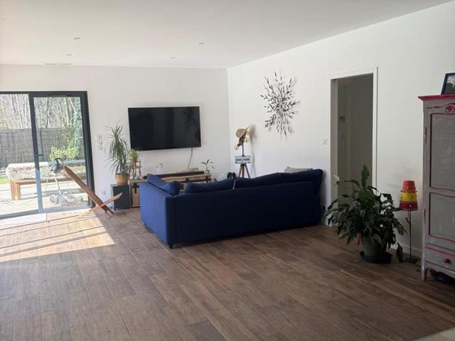 Maison à vendre 5 pièces SAINT JEAN D'ILLAC 33