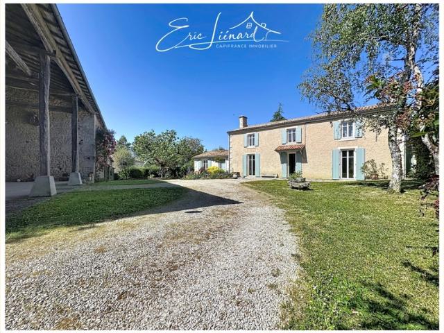 Maison à vendre 6 pièces SAINT MARTIN DE SAINT MAIXENT 79