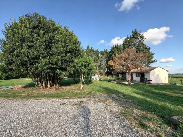 Maison à vendre 6 pièces SAINT SULPICE DE POMMIERS 33