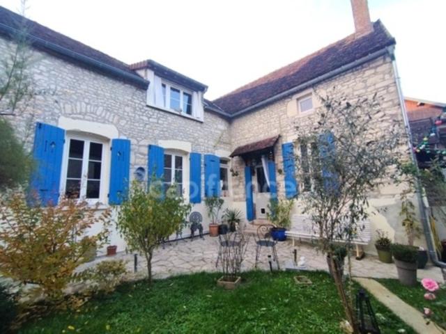 Maison à vendre 6 pièces proche de NEUILLY 89