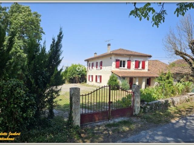 Maison à vendre 6 pièces Proche de AUBETERRE SUR DRONNE 16
