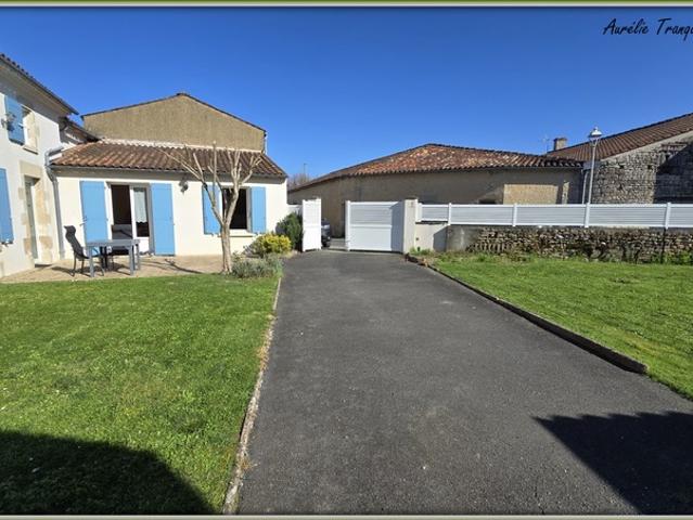 Maison à vendre 6 pièces proche de AULNAY 17, vie PLAIN PIED avec DEPENDANCE environ 100m²