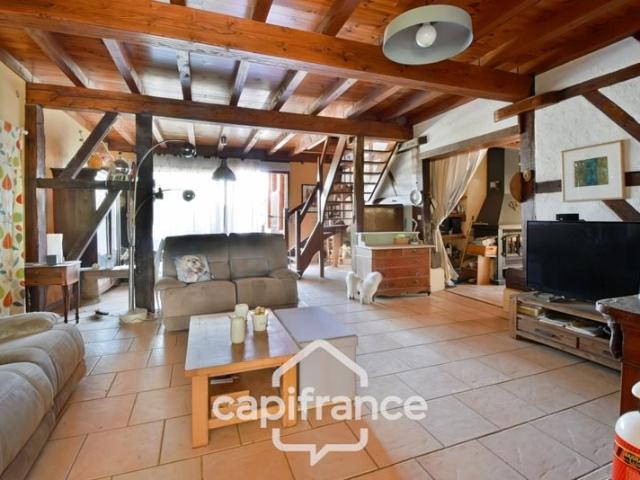 Maison à vendre 6 pièces proche de Saint Germain Du Bois 71 220m² Louhans