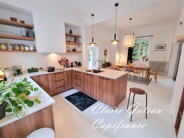 Maison à vendre 6 pièces TRESSERVE 73 Charme et volumes au coeur du village