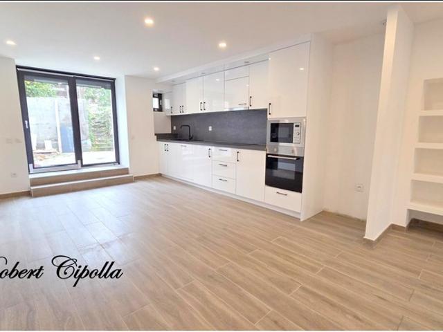 Maison à vendre 6 pièces UGNY 54