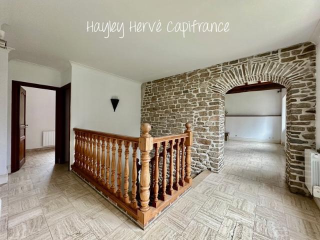 Maison à vendre 6 pièces VIRE 14 avec atelier