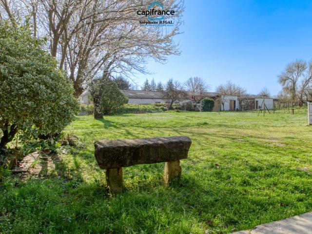 Maison à vendre 8 pièces CONDEZAYGUES 47 sur 1308m2 de terrain