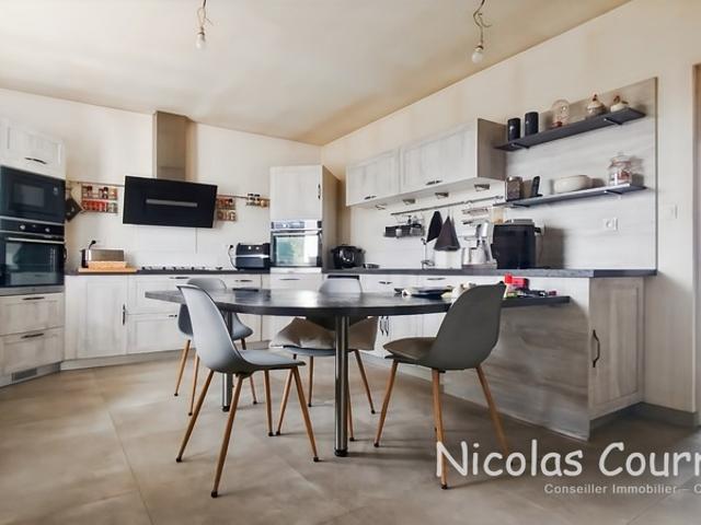 Maison à vendre 8 pièces SAINT VINCENT LA CHATRE 79