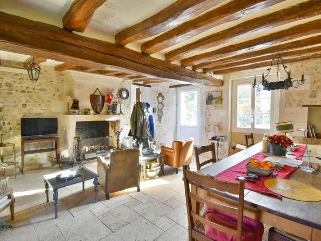 Maison à vendre 8 pièces SELLES SUR CHER 41