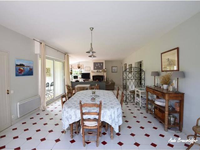 Maison à vendre 9 pièces LES PORTES EN RE 17, 7 chambres. 210m² Les Portes en Ré