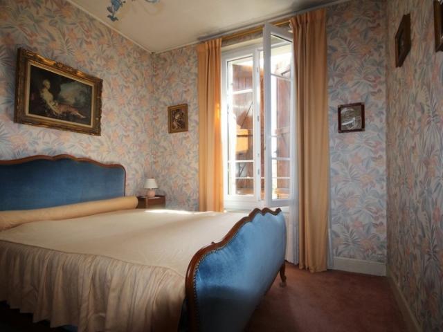 Maison à vendre 9 pièces MONTLUCON 03