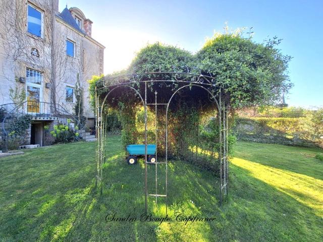 Demeure de caractère à vendre 9 pièces SOULGE SUR OUETTE 53