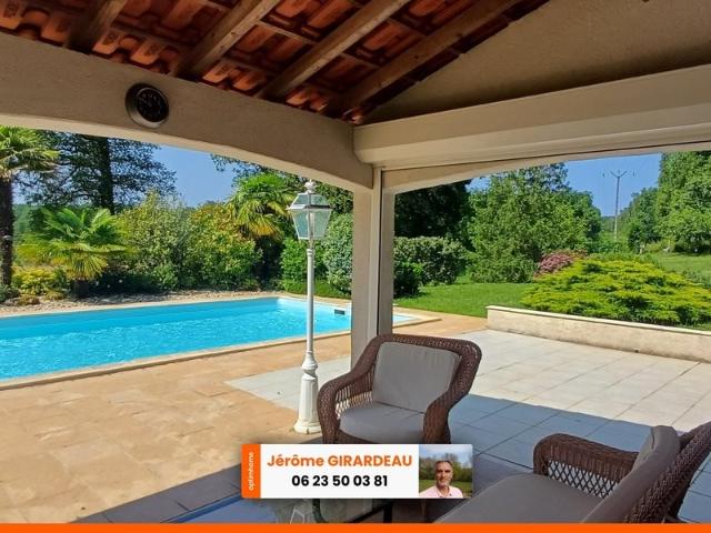 Maison à vendre 9 pièces Proche de Cubjac 24 250m² Cubjac