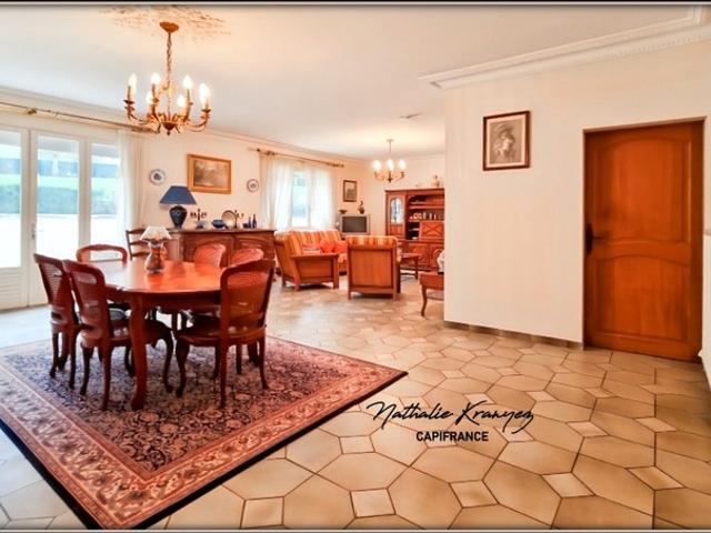 Maison à vendre 9 pièces proche de GRANDPRE 08