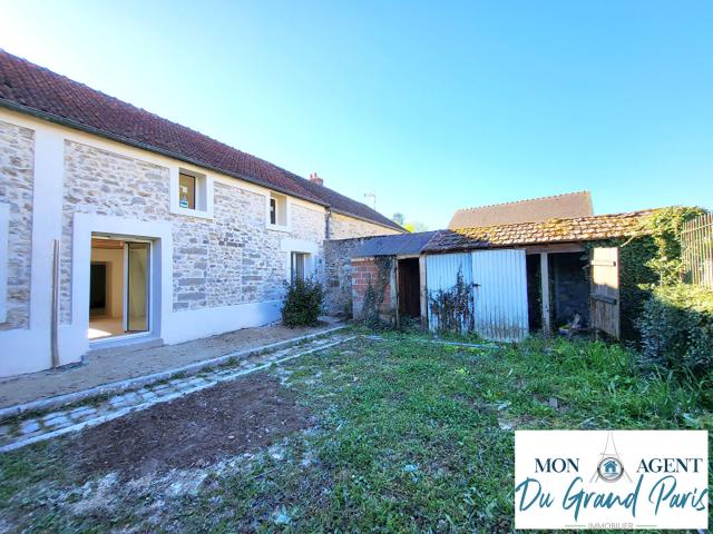 Maison a vendre a Torfou proche Lardy ancien corps de ferme a renove