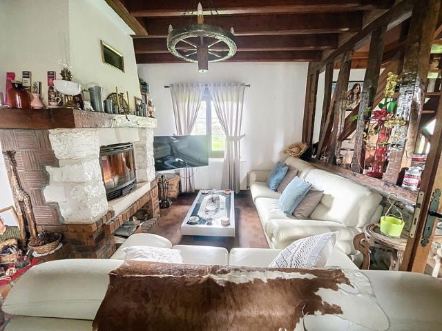 Maison familiale au calme avec grand terrain – Bouquetot