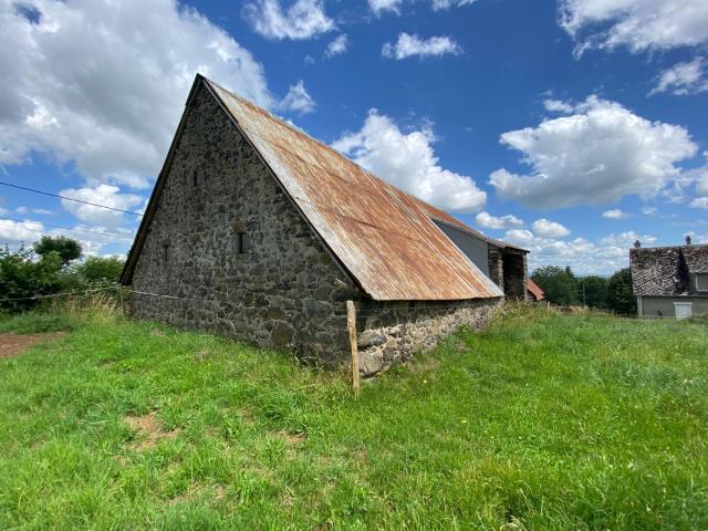 Maison à vendre à Mauriac 15200