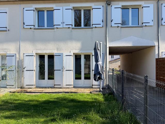Maison à vendre à PENCHARD 6 pièces, 4 chambres, jardin, garage