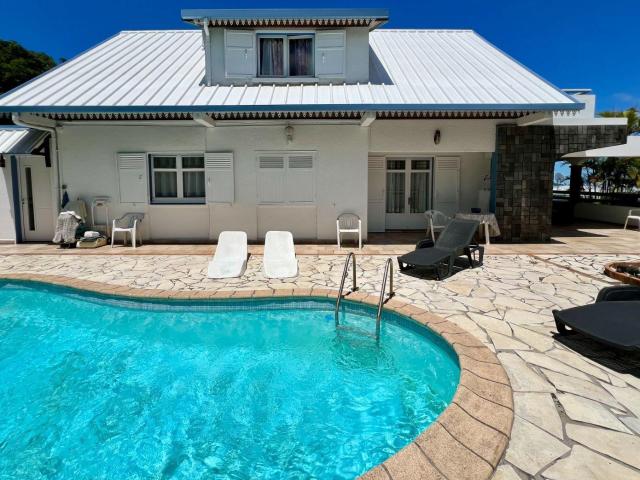 Maison à vendre à Saint Pierre 97410
