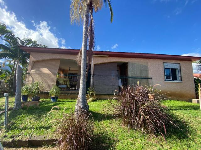 Maison à vendre à Saint Pierre 97410