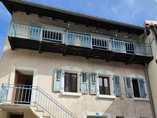 Maison à vendre au coeur du village de Bourg Saint Pierre