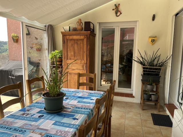 Maison à vendre avec terrasse et jardin à Port Vendres