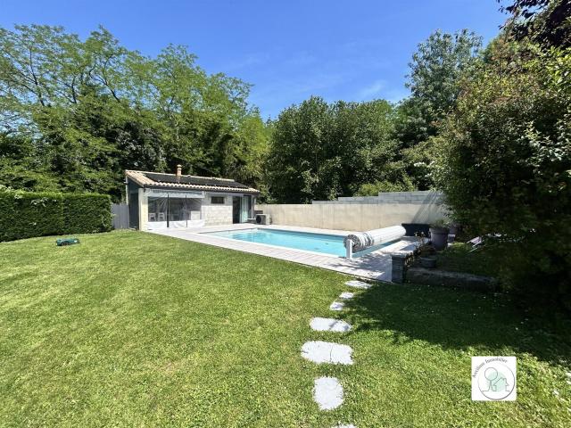 Maison à vendre Bourg 140m² Bourg