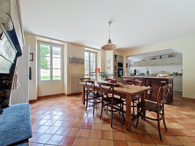 Maison à vendre Bourg 273m² Bourg