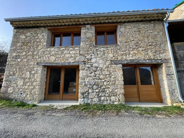 Maison à vendre dans un environnement calme à 25 minutes de. 98m² Curel
