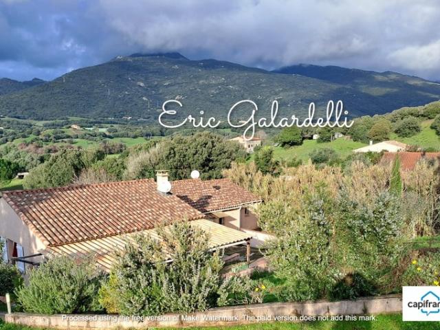 A VENDRE Ensemble immobilier locatif de 3 appartements T2 en rez de jardin sur la commune de VIGGIANELLO 20 proche plage et Propriano
