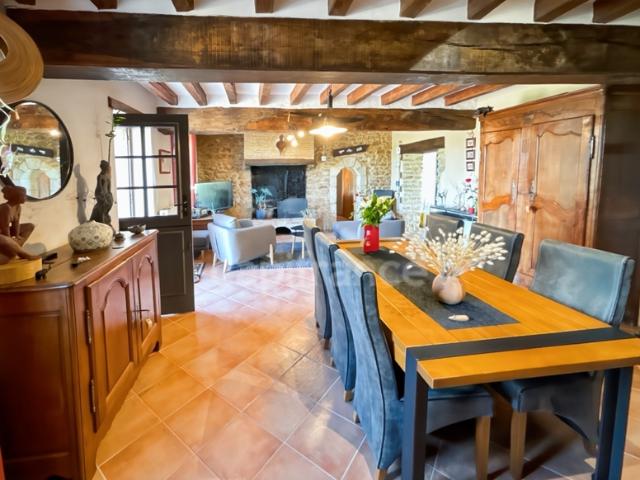 Maison à vendre longère rénovée trois chambres LAVARE 72