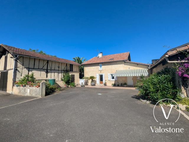 Maison à vendre Montsoué