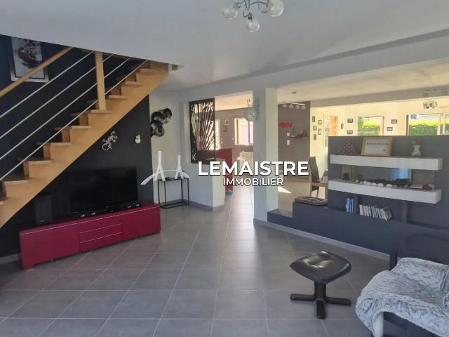 Maison à vendre A 12 MIN D'YVETOT 225 m² 4 chambres Suit