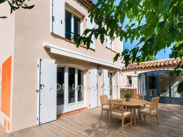 Maison à Vendre sur le Domaine de Pont Royal