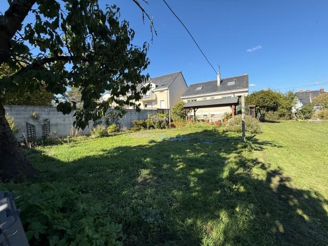 Maison à vendre sur terrain de 1050m2 divisible ANGERS 49
