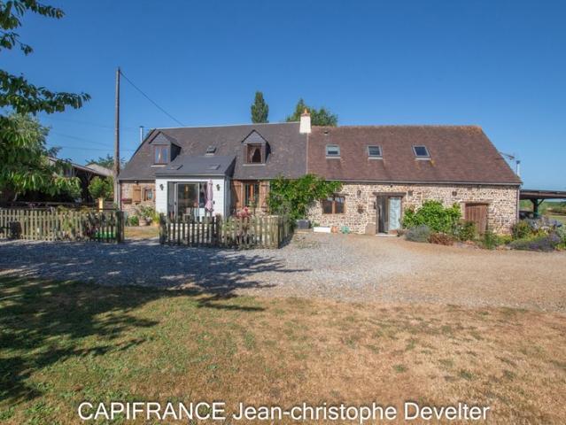 Maison à vendre PASSAIS 61 propriété 4 chambres sur terrain de 2500 m2