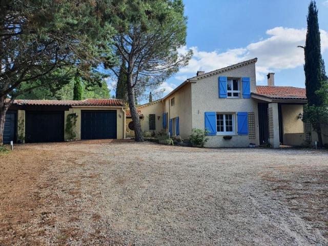 Maison À Vendre + piscine 200m² Pieusse