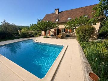 Maison à vendre Pradines 6 chambres et piscine 185m² Pradines