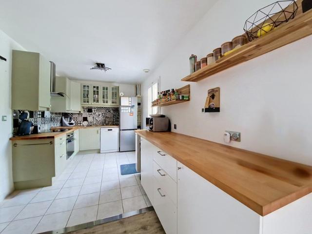 MAISON À VENDRE PROCHE MARINES