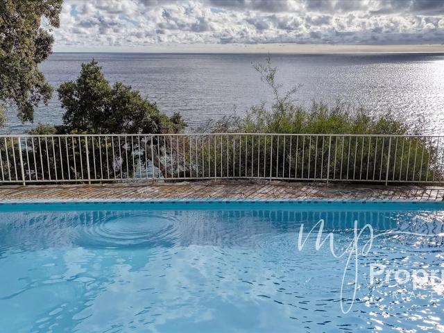 Maison A Vendre Propriété Pieds Dans L’Eau – Gigaro – Empl. 187m² La Croix Valmer