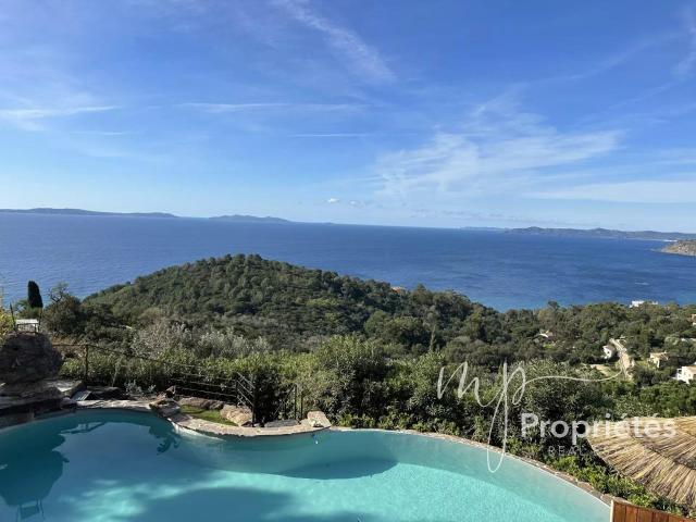 Maison à vendre Rayol Canadel sur Mere 386m² Rayol Canadel sur Mer