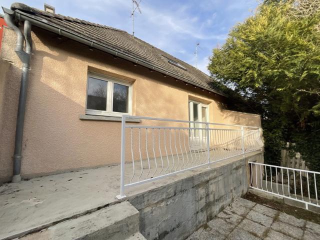 Pavillon de 2000, mitoyen en 3 chambres