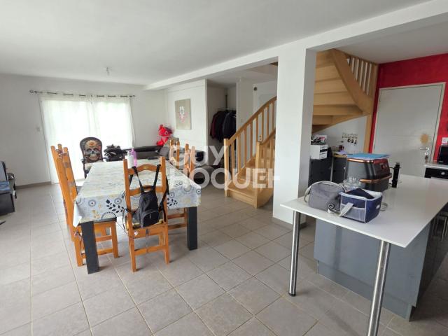 Maison à Chazelles sur Lyon de 92 m2 sur une parcelle de 449 m2