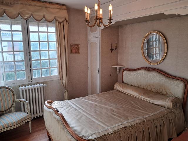 MAISON A ETAGE