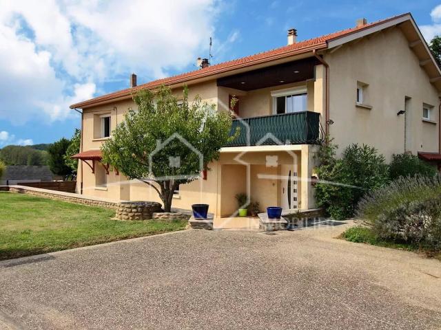 Maison à étage 220 m² hab, avec 4 chambres