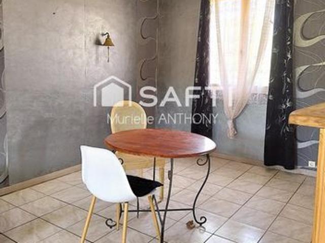 MAISON A FORT POTENTIEL DANS UN ECRIN DE VERDURE !